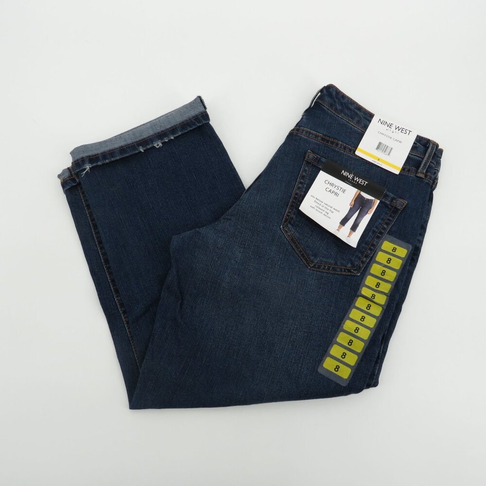 Nine West Chrystie Capri Jeans Soft Touch Denim Relaxed Fit Size 8 NWT $59.50